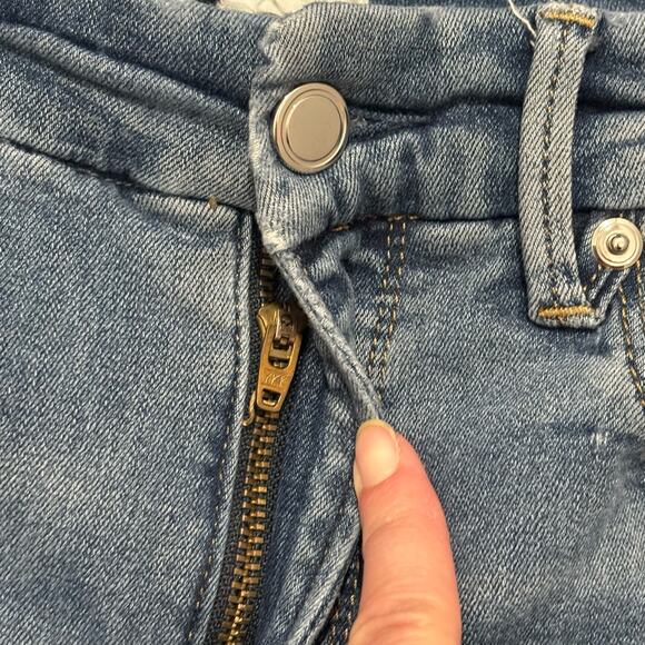 Good American Good Legs Busted Knees Skinny Jeans - size 4/27 - Picture 4 of 7